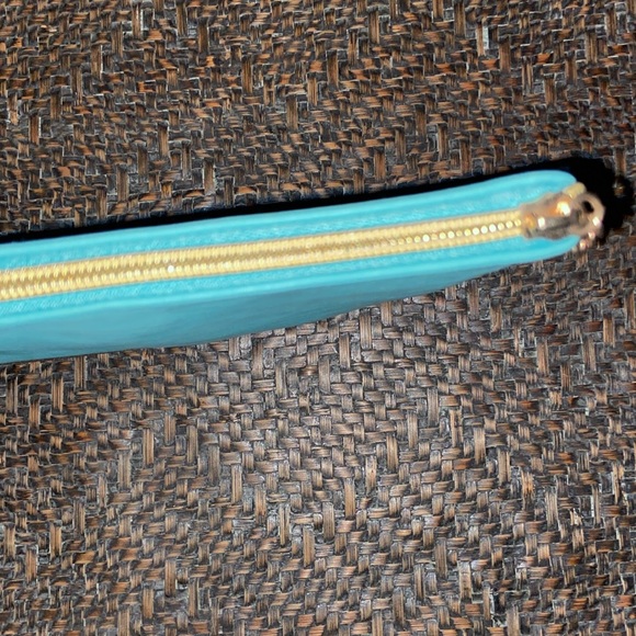 Cosmetic Bag - Picture 4 of 4